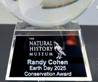 The Natural History Museum Conservation Award presented to Randy Cohen, Earth Day 2025